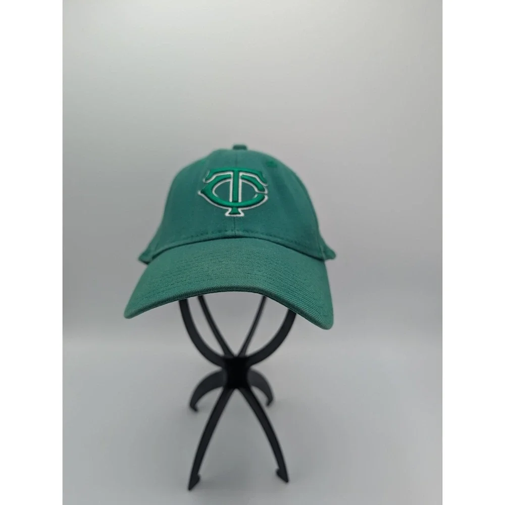 Minnesota Twins Green St Patricks Day MLB New Era 39Thirty Fitted Hat L/XL